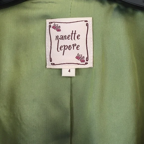 Brocade Cropped Jacket - Picture 3 of 4